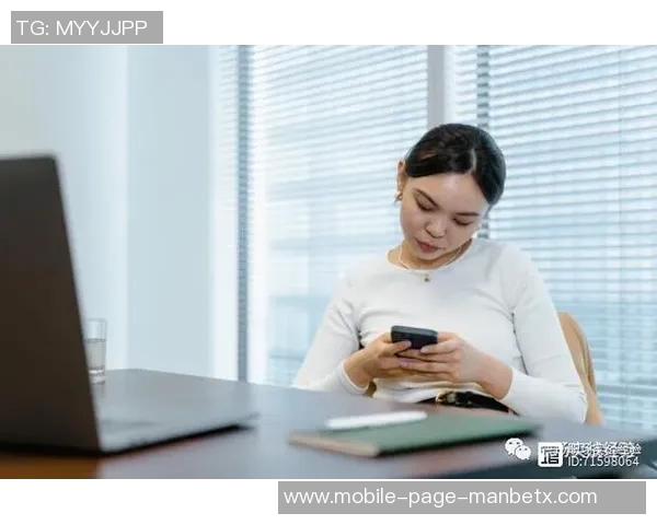 斯彭斯向弗兰克表达不满情绪唇语专家解读他暗示要辞职的背后原因 斯彭斯向弗兰克表达不满情绪唇语专家解读他暗示要辞职的背后原因