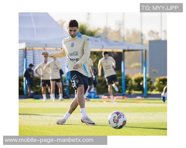 阿根廷国家队将在西班牙举行公开训练活动热情邀请当地球迷参与 阿根廷国家队将在西班牙举行公开训练活动热情邀请当地球迷参与