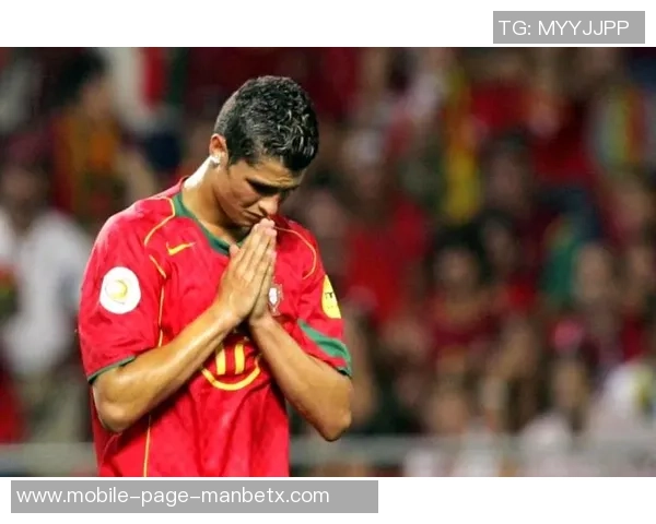 C罗社交媒体分享庆祝照片表达骄傲之情称球队完成使命